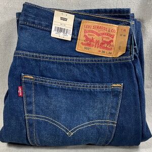 Levi's Men's 501 Original Fit Straight Leg Button Fly Jeans 36x34 NWT